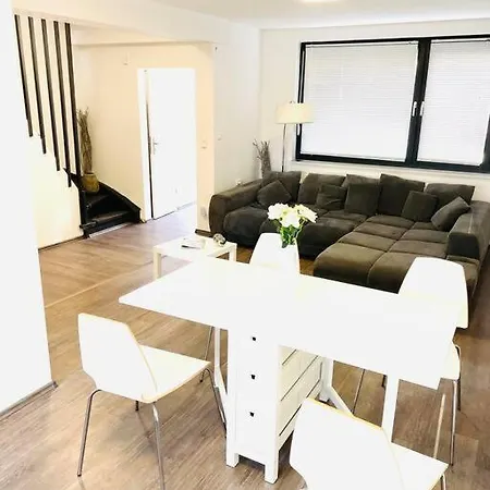 Wohlfuhloase - Ganzes Haus Mit 2 Schlafzimmern Moers