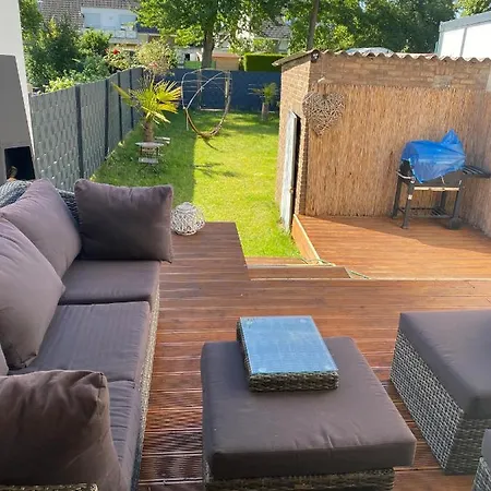 Apartment Wohlfuhloase - Ganzes Haus Mit 2 Schlafzimmern Moers