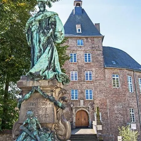 Apartment Wohlfuhloase - Ganzes Haus Mit 2 Schlafzimmern